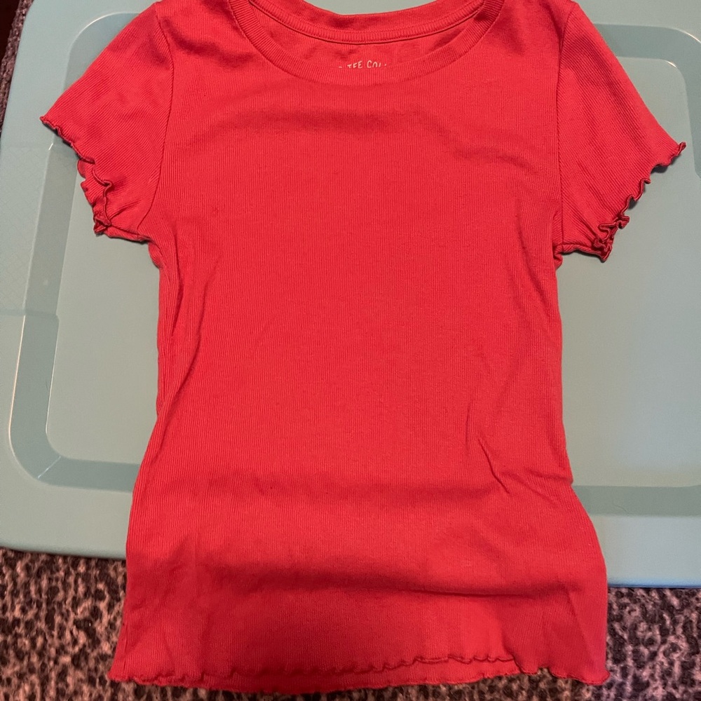 Pink t-shirt